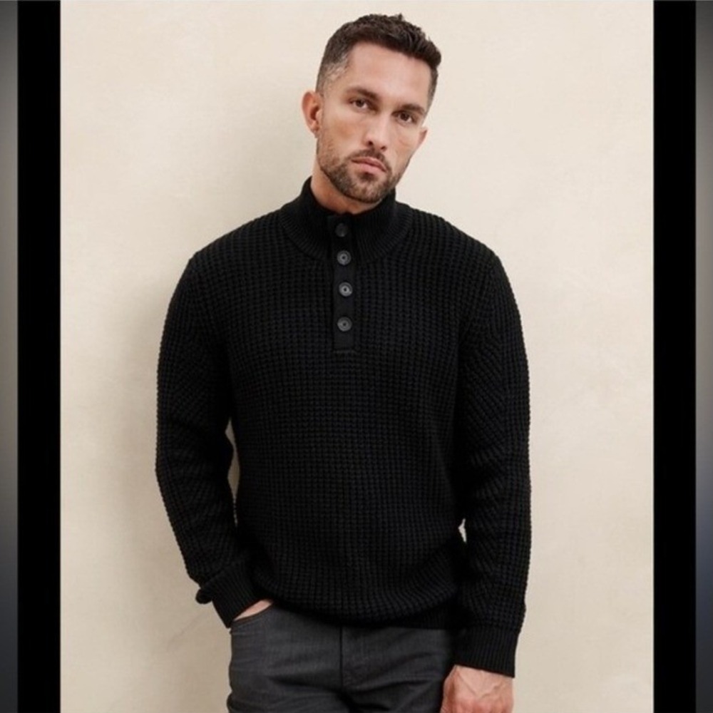 Banana Republic Mens Waffle Knit Mock Neck Button Sweater Black Small